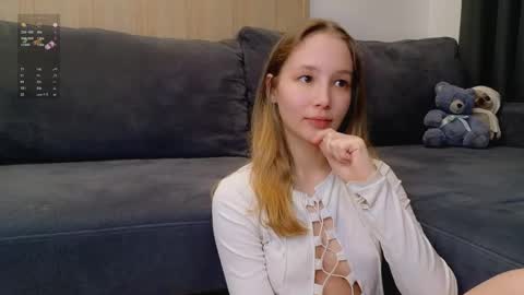 Eva online show from April 21, 2026, 1:53 am