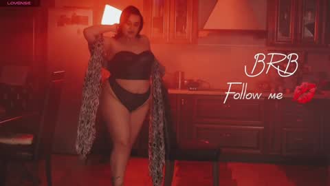 Snapshot of charming_sexuality chatting on January 12, 2025, 8:47 pm insta  online show from January 12, 2025, 8:47 pm