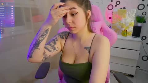 Belle and Miley online show from December 11, 2024, 6:52 pm