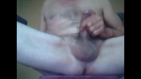 chatnfun5 online show from September 18, 2025, 2:52 pm