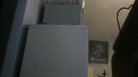 chaturbatordeluxe online show from December 26, 2024, 3:27 am