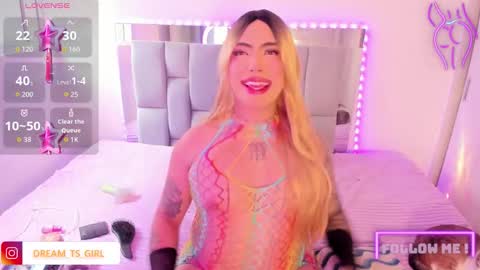 Snapshot of chaturmodels chatting on September 17, 2025, 7:37 pm Sophie online show from September 17, 2025, 7:37 pm