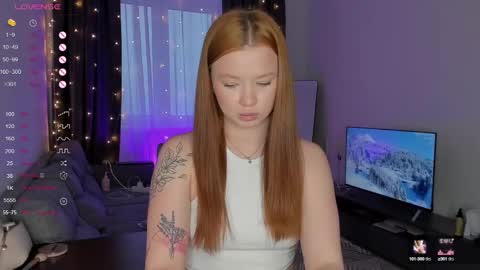 Em online show from March 5, 2025, 2:56 pm