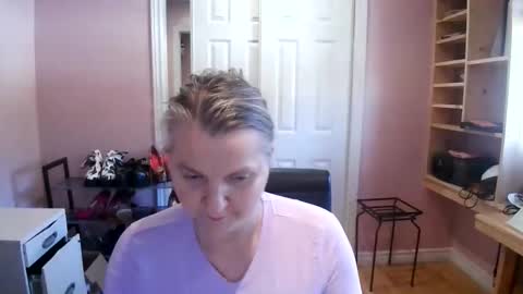 chealsiek online show from February 22, 2026, 7:23 pm