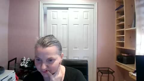 chealsiek online show from February 25, 2026, 7:23 pm