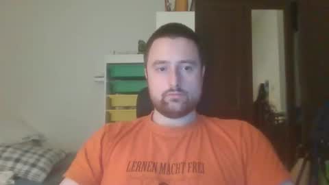 cheguevara2323 online show from September 23, 2025, 10:35 pm