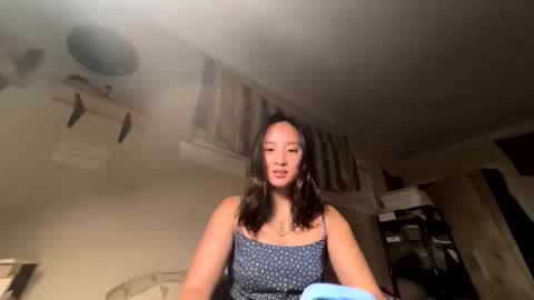 chellybear101 online show from November 1, 2025, 5:09 am