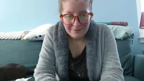 Snapshot of chelseasentra1 chatting on February 14, 2025, 4:31 pm Chelsea online show from February 14, 2025, 4:31 pm