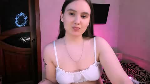 Chelsy  Luxe  online show from May 14, 2026, 6:53 am