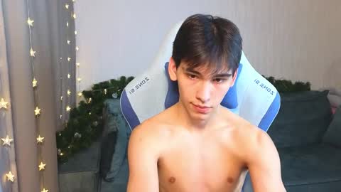 LUCASRYANPVT IS OPEN online show from February 10, 2025, 3:32 pm