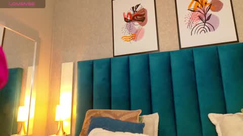 Snapshot of cheneelllorens chatting on January 15, 2025, 8:16 pm online show from January 15, 2025, 8:16 pm