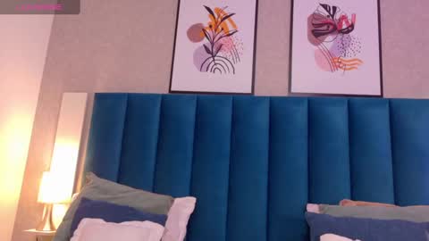 Snapshot of cheneelllorens chatting on September 30, 2025, 7:41 pm online show from September 30, 2025, 7:41 pm