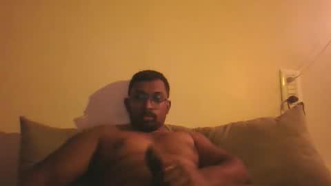 chennaibull1011 online show from April 4, 2026, 12:57 pm