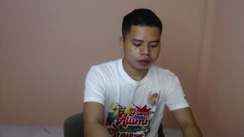 Snapshot of cheno_69 chatting on November 2, 2025, 10:34 pm im cheno online show from November 2, 2025, 10:34 pm