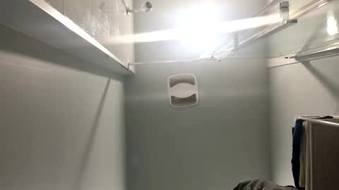 Snapshot of chenovich chatting on November 14, 2025, 2:43 am chenovich online show from November 14, 2025, 2:43 am