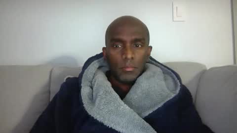 Snapshot of chenthu1979 chatting on April 25, 2026, 11:02 am chenthu1979 online show from April 25, 2026, 11:02 am