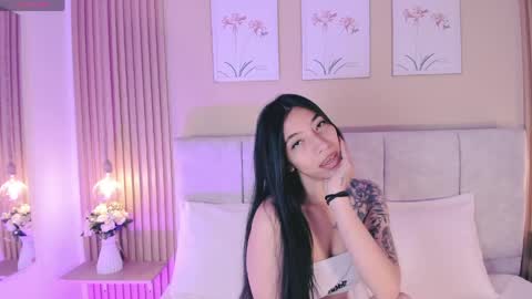 cherlyn_1 online show from May 11, 2026, 2:45 pm