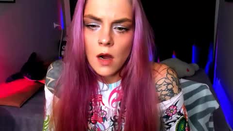 Snapshot of cherrie_sherry chatting on March 1, 2026, 9:06 pm Sherry online show from March 1, 2026, 9:06 pm