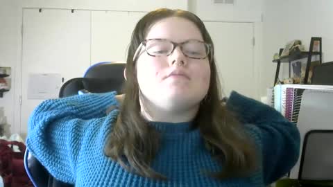 cherrrysummers online show from December 5, 2024, 7:05 am