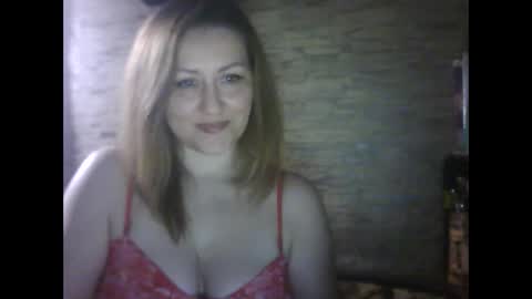 cherry04383 online show from February 26, 2025, 4:14 am