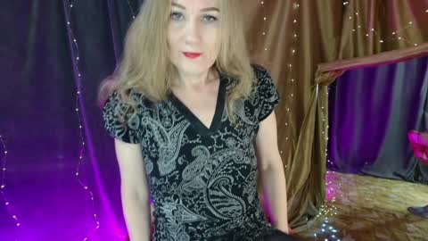 Snapshot of cherry_blossomsx chatting on January 25, 2025, 12:05 pm thanks guys see you tomorrow online show from January 25, 2025, 12:05 pm
