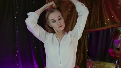 Snapshot of cherry_blossomsx chatting on January 26, 2025, 6:07 am thanks guys see you tomorrow online show from January 26, 2025, 6:07 am