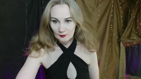 Snapshot of cherry_blossomsx chatting on September 28, 2025, 10:42 am thanks guys see you tomorrow online show from September 28, 2025, 10:42 am