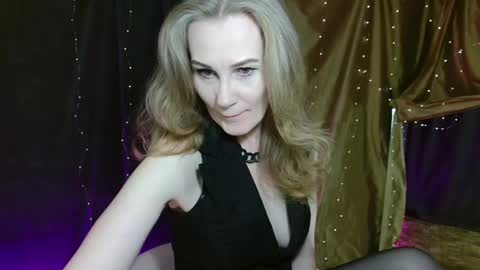Snapshot of cherry_blossomsx chatting on October 22, 2025, 10:26 am thanks guys see you tomorrow online show from October 22, 2025, 10:26 am