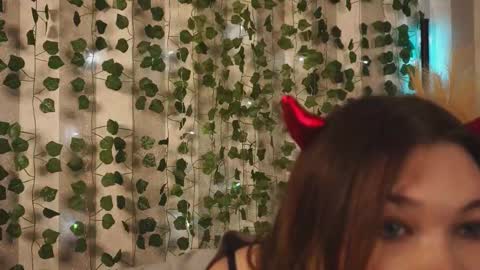 Di online show from November 1, 2025, 1:24 pm