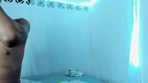 Snapshot of cherry_chocolate chatting on June 11, 2026, 12:32 am hot cherry and tasty chocolate online show from June 11, 2026, 12:32 am