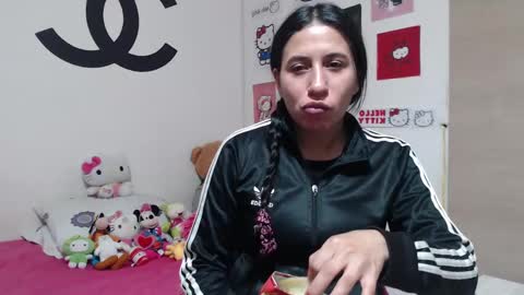 Snapshot of cherry_hc chatting on February 26, 2025, 4:03 am Nezumy Rey  online show from February 26, 2025, 4:03 am