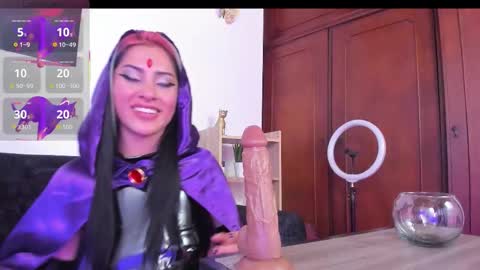 cherry_jenklins8 online show from October 31, 2025, 3:46 pm