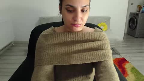 Sherry online show from November 20, 2025, 9:14 pm