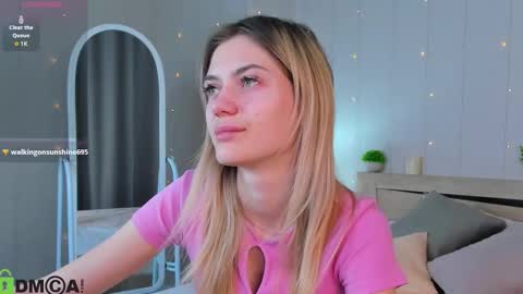 cherry_pr1ce online show from November 11, 2025, 12:21 am