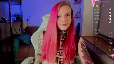 Roxy online show from November 11, 2025, 6:35 am