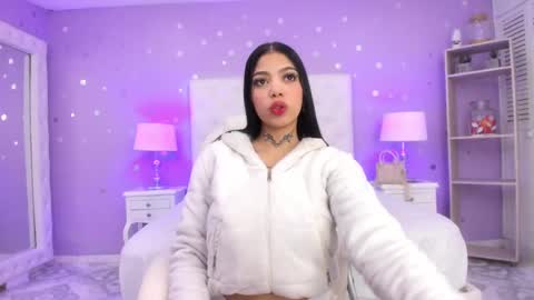 Sussan Cherry  online show from February 20, 2025, 6:06 am