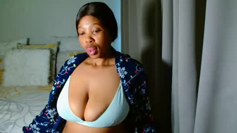 Snapshot of cherrybabexx chatting on November 28, 2025, 7:44 am Cherrybabe online show from November 28, 2025, 7:44 am