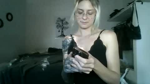 Snapshot of cherryblushxo chatting on May 9, 2026, 12:16 am cherryblushxo online show from May 9, 2026, 12:16 am