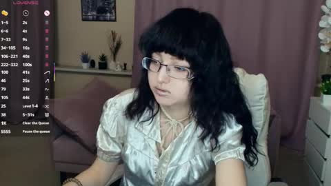 Isabel online show from May 25, 2026, 6:58 pm