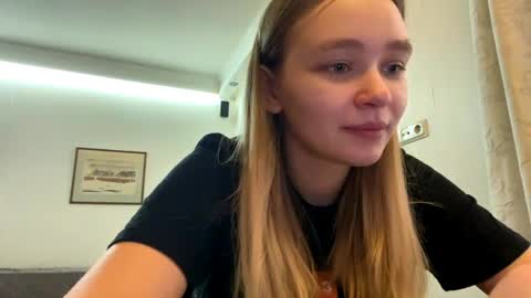 Lei online show from April 9, 2026, 1:49 pm