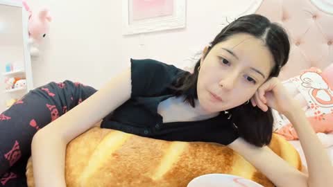 cherrycute666 online show from December 17, 2024, 12:23 am
