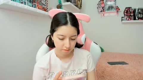 cherrycute666 online show from January 9, 2025, 7:08 pm