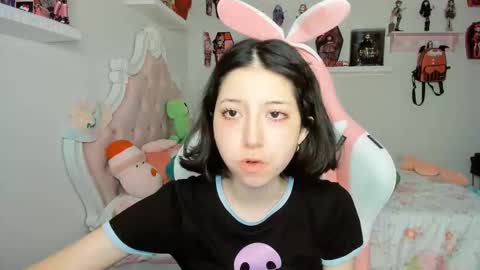 cherrycute666 online show from September 27, 2025, 12:15 am