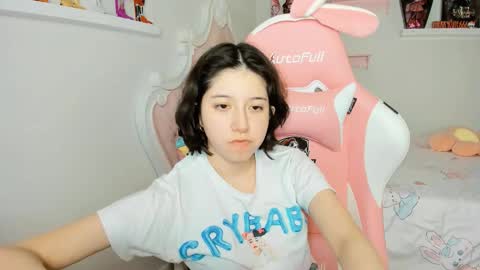 cherrycute666 online show from November 13, 2025, 1:26 am