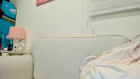 cherrycute666 online show from December 21, 2025, 1:46 am