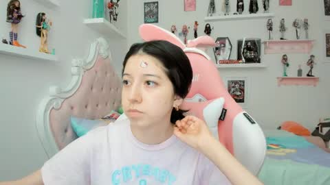 cherrycute666 online show from April 22, 2026, 10:44 pm