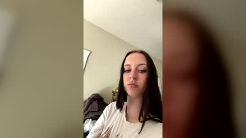 cherrynovaxo online show from July 8, 2026, 9:52 pm