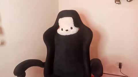 Cherry  online show from February 4, 2025, 6:25 am