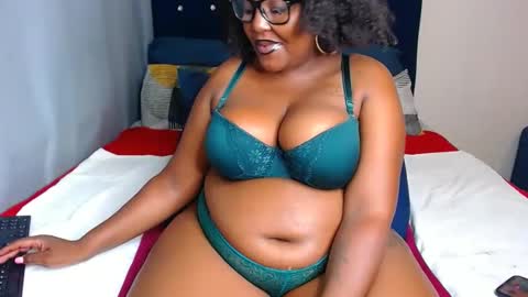 cherryyummy69 online show from January 22, 2025, 8:29 am