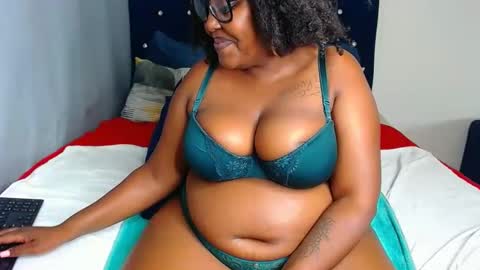 cherryyummy69 online show from January 26, 2025, 9:29 pm